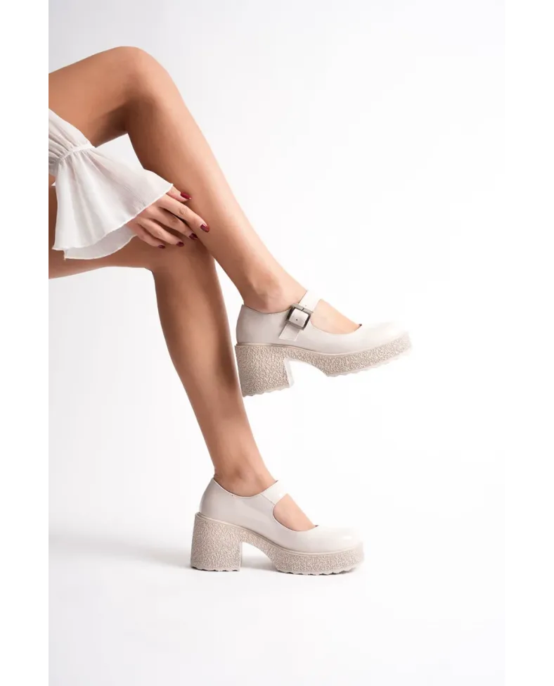 Kadın Bej Rugan Günlük Ayakkabı TR06MS05B