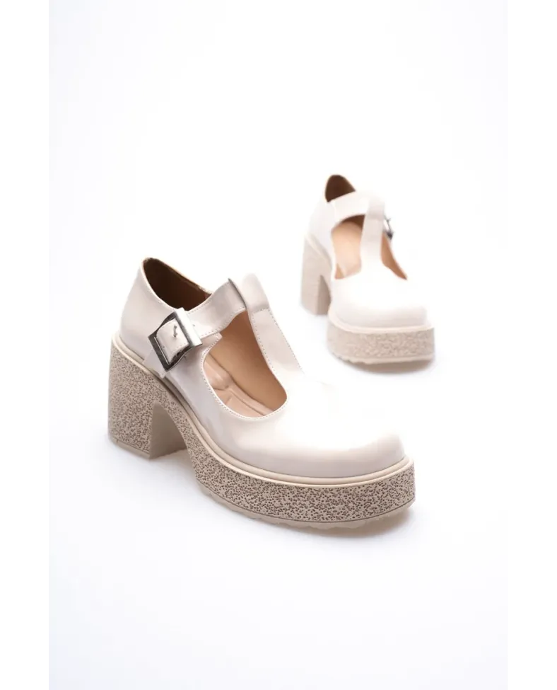 Kadın Bej Rugan Günlük Ayakkabı TR06MS06D