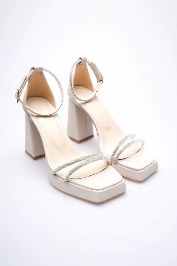 Kadın Bej Topuklu Sandalet TR12MY01D