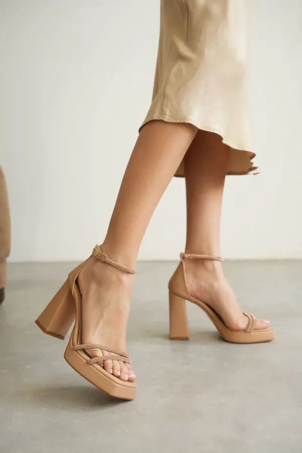 Kadın Nude Topuklu Sandalet TR12MY01C