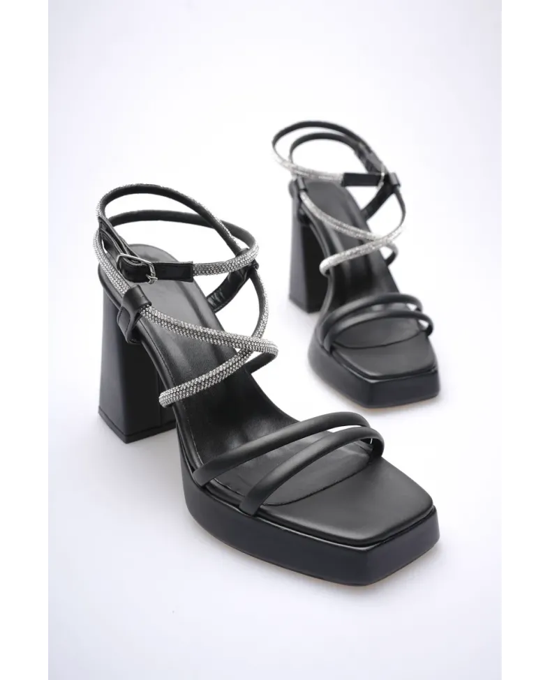 Kadın Siyah Topuklu Sandalet TR12MY02A