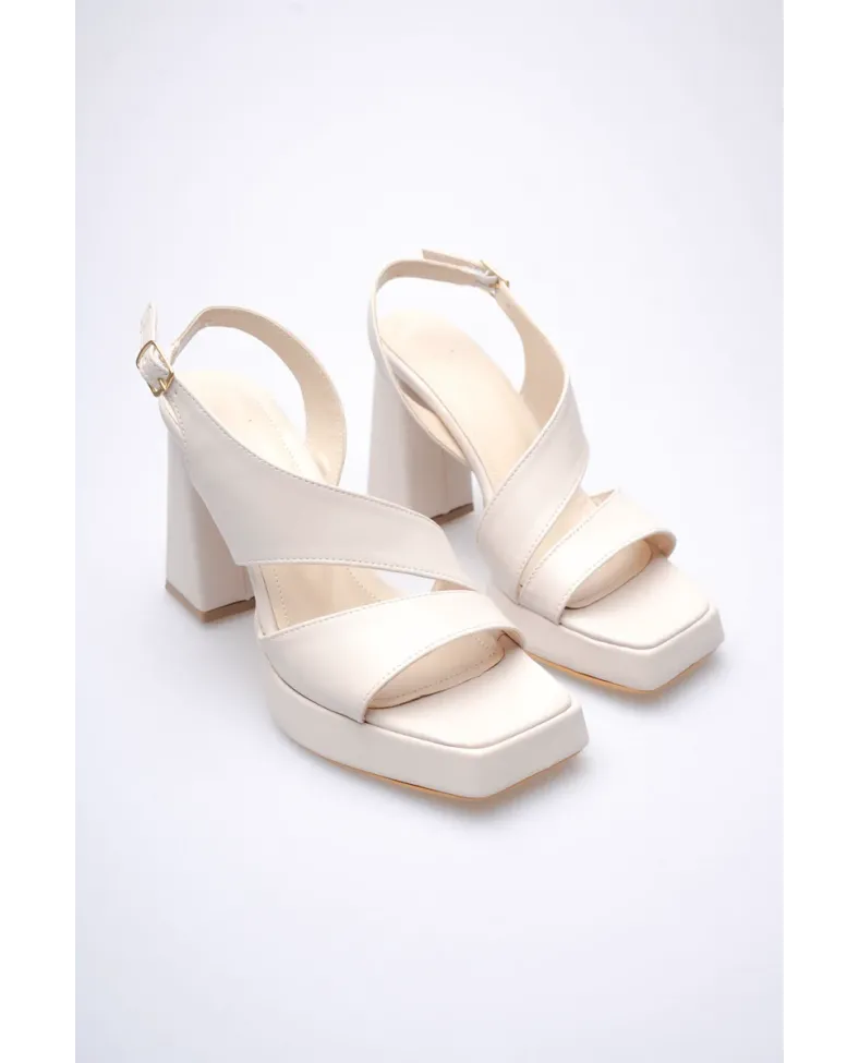Bej Kadın Topuklu Platform Sandalet TR12MY04C
