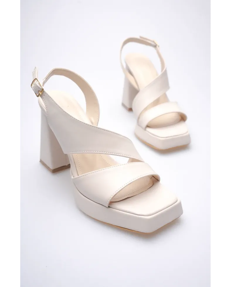 Bej Kadın Topuklu Platform Sandalet TR12MY04C