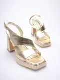 Altın Kadın Topuklu Platform Sandalet TR12MY04G