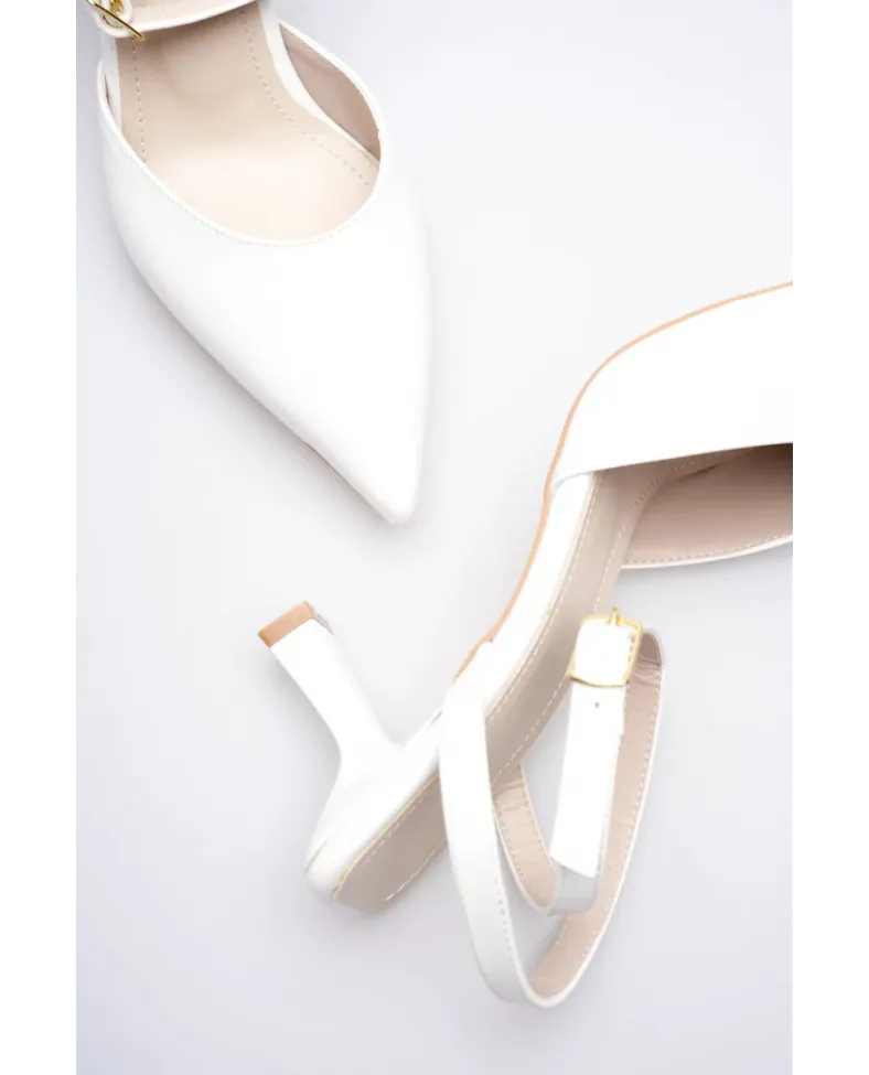 Kadın Beyaz Rugan Topuklu Ayakkabı TR03MS02B