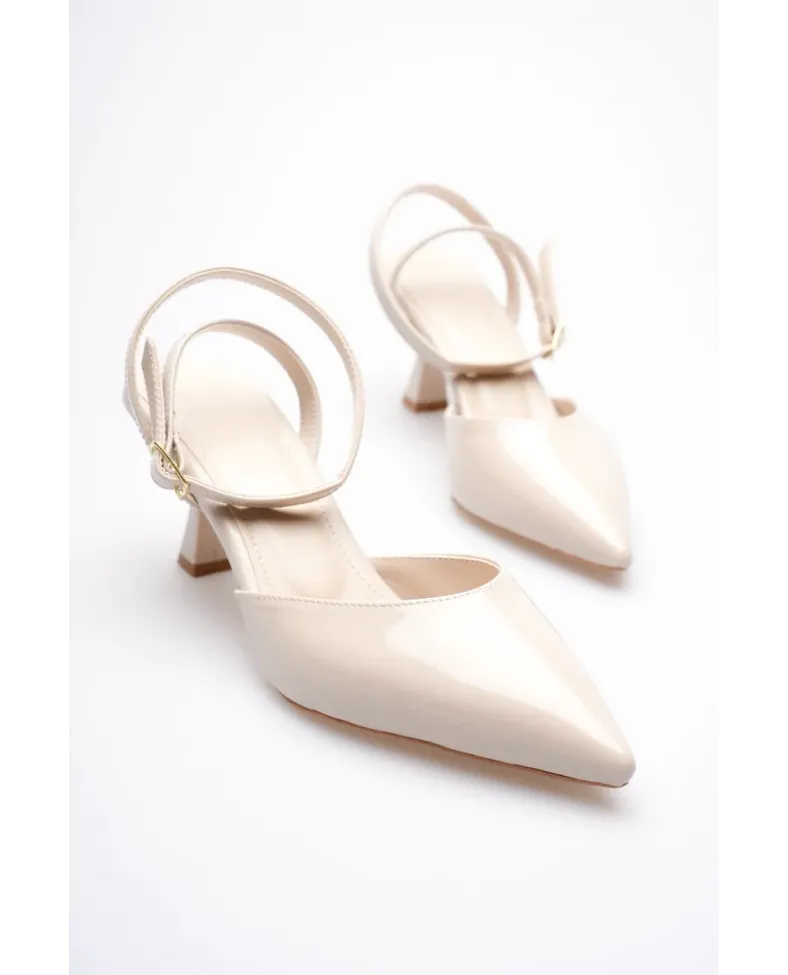 Kadın Bej Rugan Topuklu Ayakkabı TR03MS02C