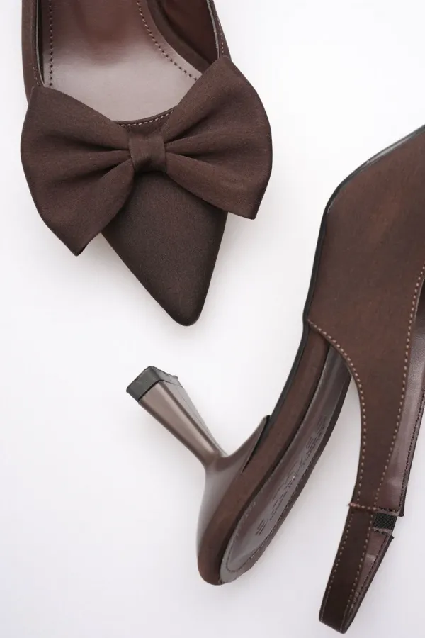 Acı Kahve Fiyonklu Kitten Topuklu Slingback Kadın Ayakkabı TR08MS24C