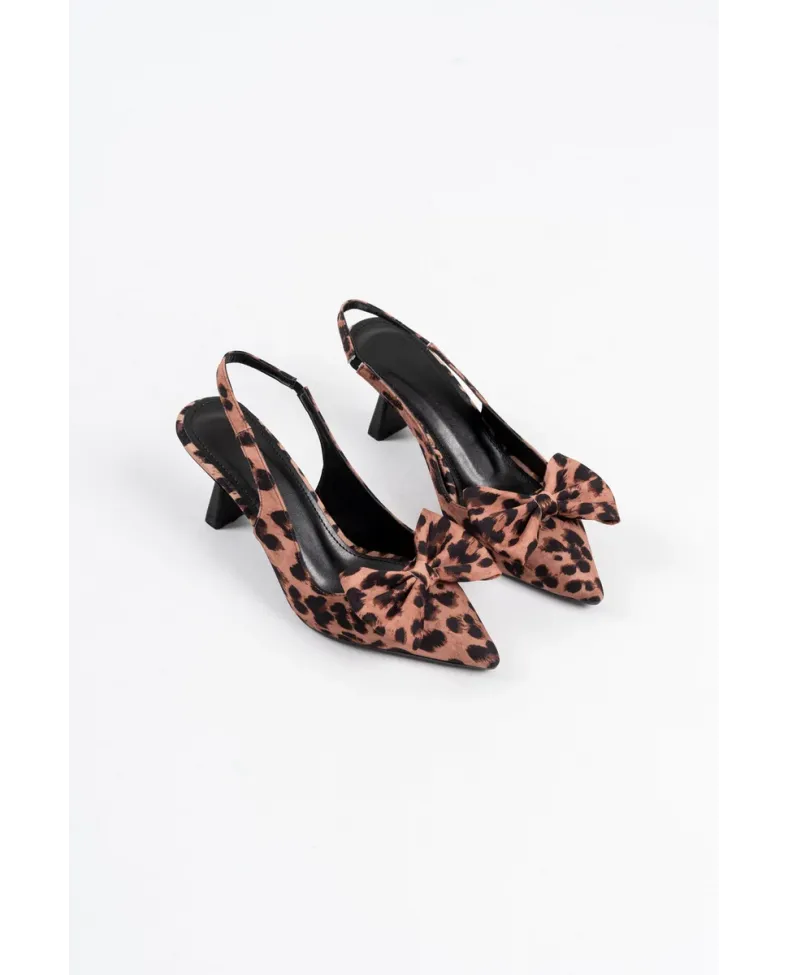 Leopar Fiyonklu Kitten Topuklu Slingback Kadın Ayakkabı TR08MS24D
