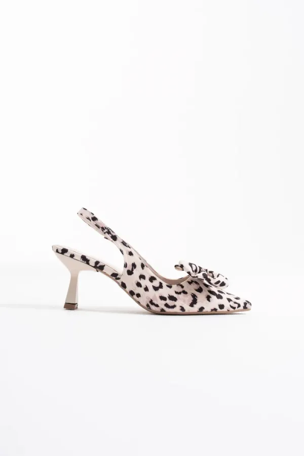 Bej Leopar Fiyonklu Kitten Topuklu Slingback Kadın Ayakkabı TR08MS24E