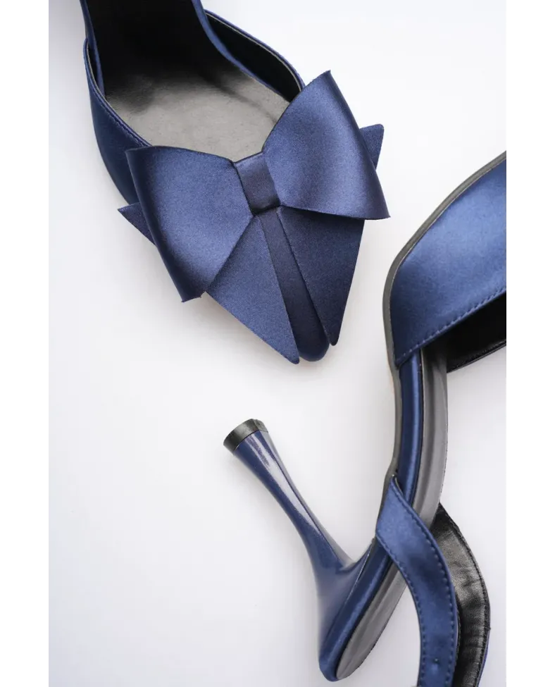 Kadın Lacivert Fiyonklu Saten Topuklu Ayakkabı TR40MS01E