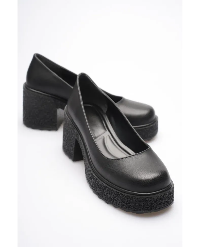 Siyah Kadın Günlük Ayakkabı TR06MS04C