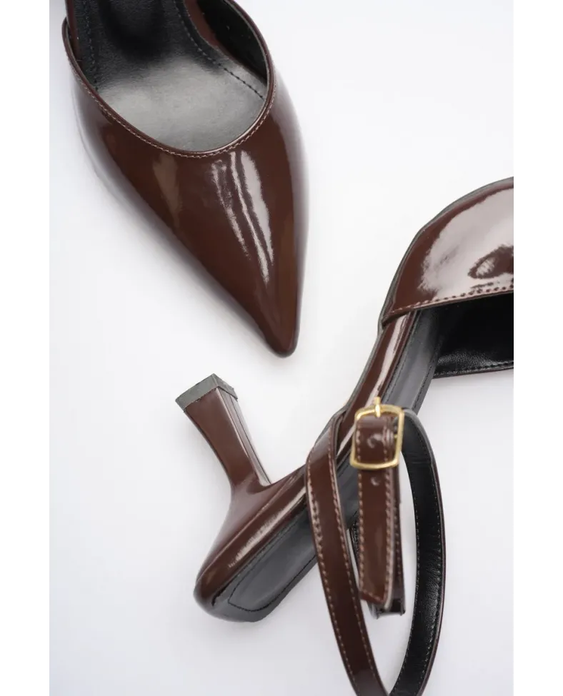 Acı Kahve Rugan Topuklu Ayakkabı TR03MS02E