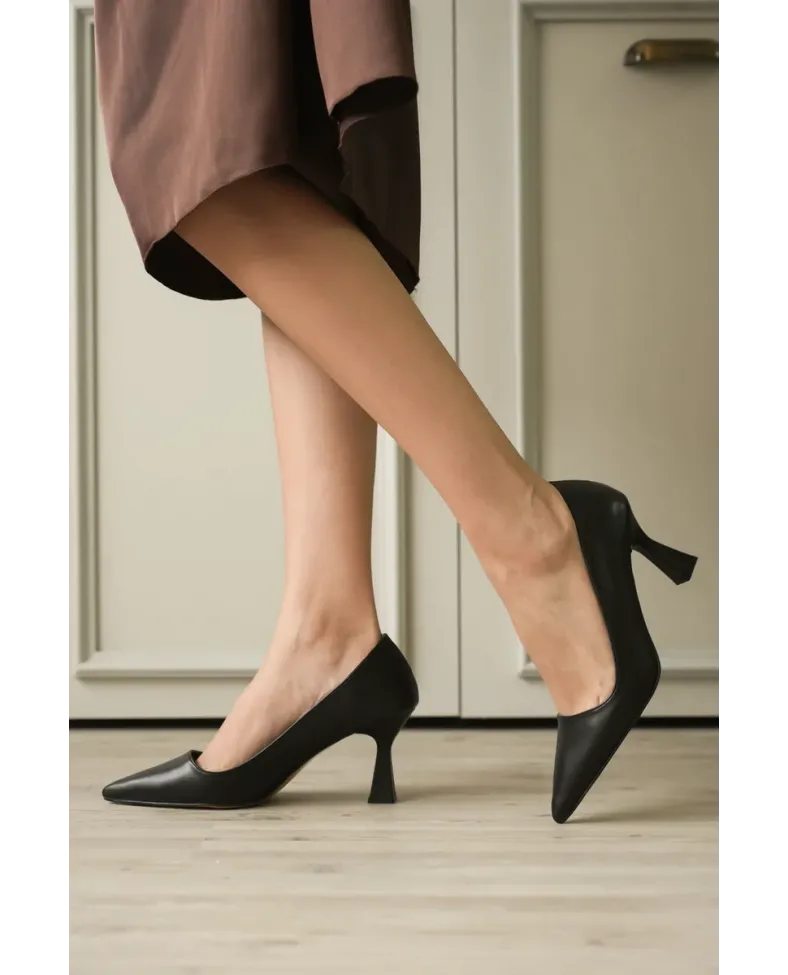 Siyah Topuklu Kadın Stiletto TR20MS02A
