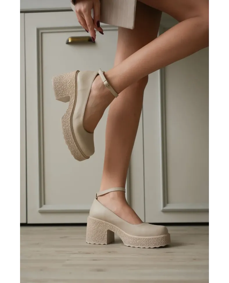 Kadın Bej Bilekten Baretli Günlük Ayakkabı TR06MS01D
