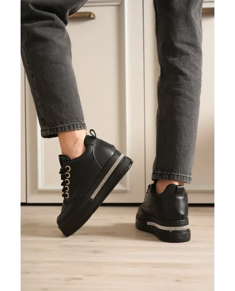 Kadın Siyah Tabanlı Siyah Gizli Topuklu Sneaker TR04MS01D
