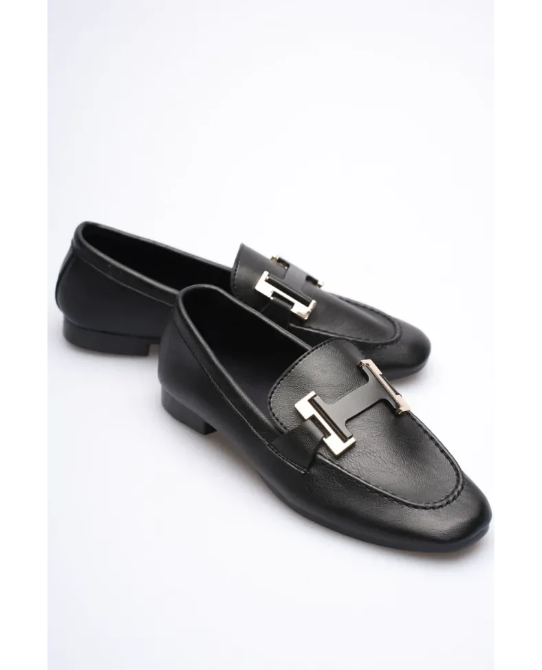 Kadın Siyah Şık Tokalı Günlük Ayakkabı TR27MS05A