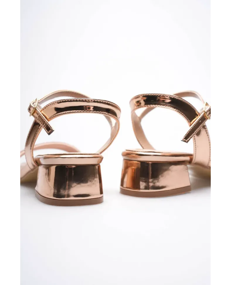 Kadın Rose Gold Taşlı Kalın Topuklu Sandalet TR20MY26F