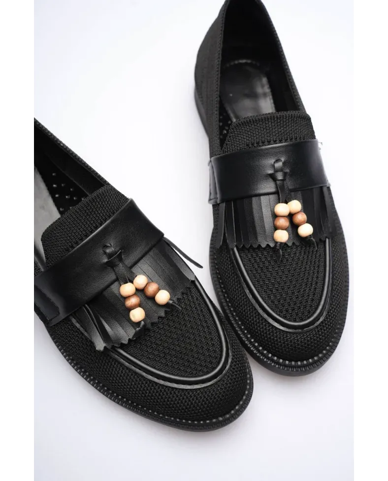 Kadın Siyah Püsküllü Günlük Ayakkabı TR30MS01A