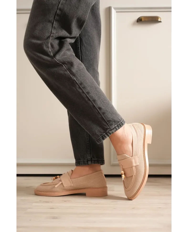 Kadın Bej Püsküllü Günlük Ayakkabı TR30MS01B