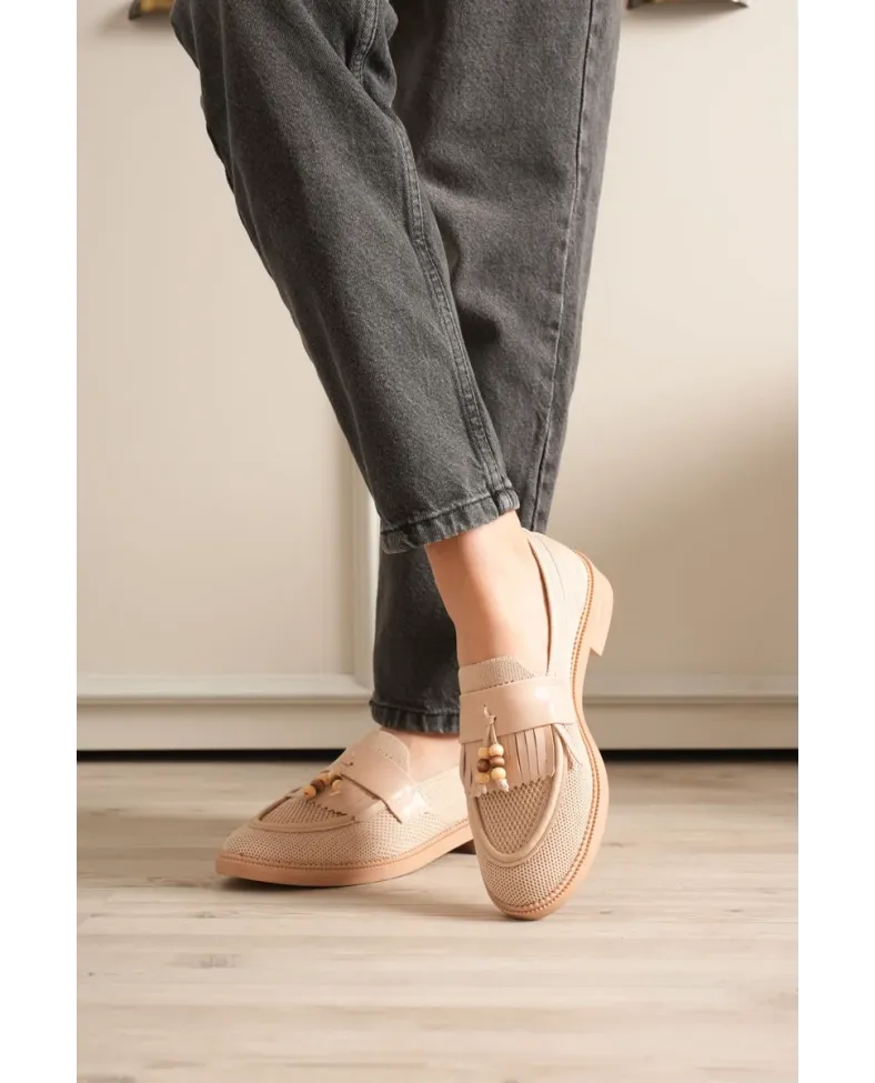 Kadın Bej Püsküllü Günlük Ayakkabı TR30MS01B
