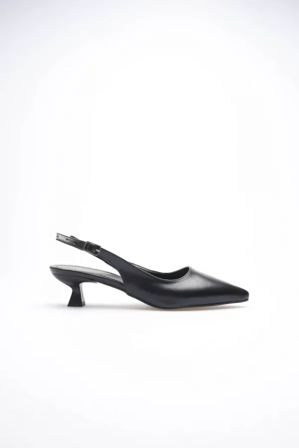 Kadın Siyah Kısa Topuklu Ayakkabı TR20MS04A