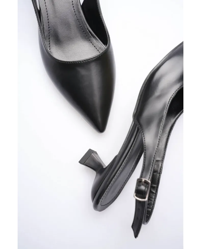 Kadın Siyah Kısa Topuklu Ayakkabı TR20MS04A