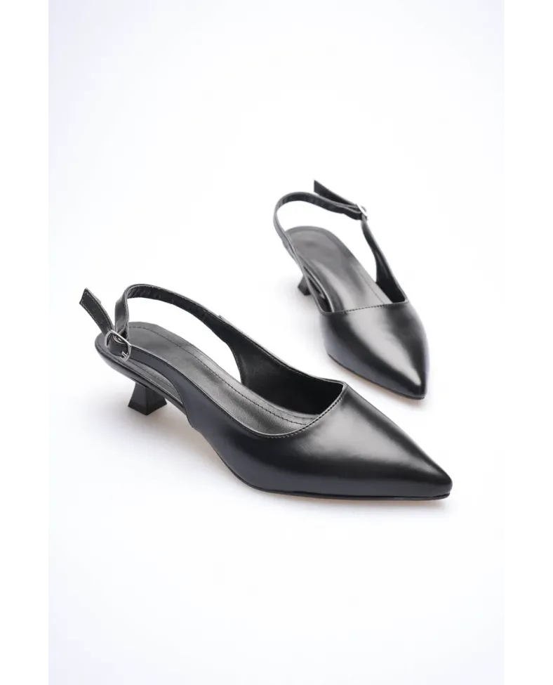 Kadın Siyah Kısa Topuklu Ayakkabı TR20MS04A