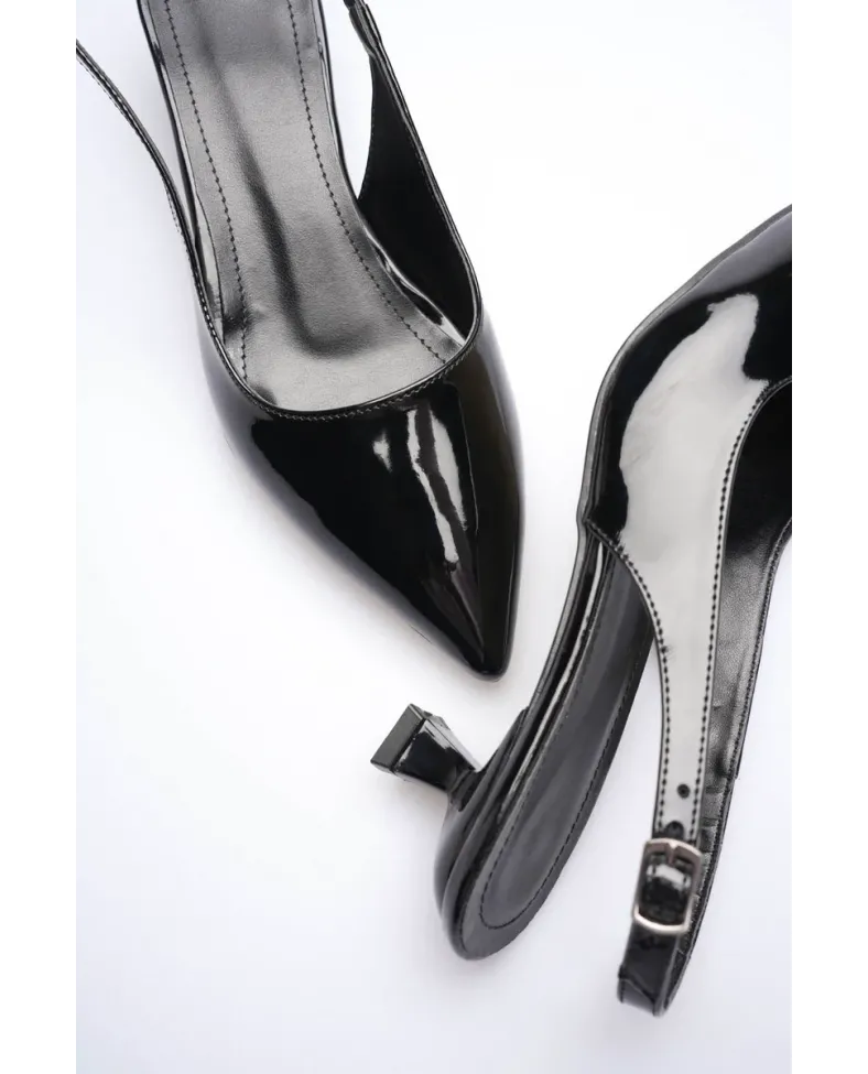 Kadın Siyah Rugan Kısa Topuklu Ayakkabı TR20MS04E