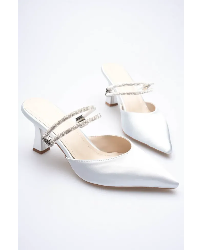 Kadın Taşlı Gri Saten Topuklu Ayakkabı TR12MS04C