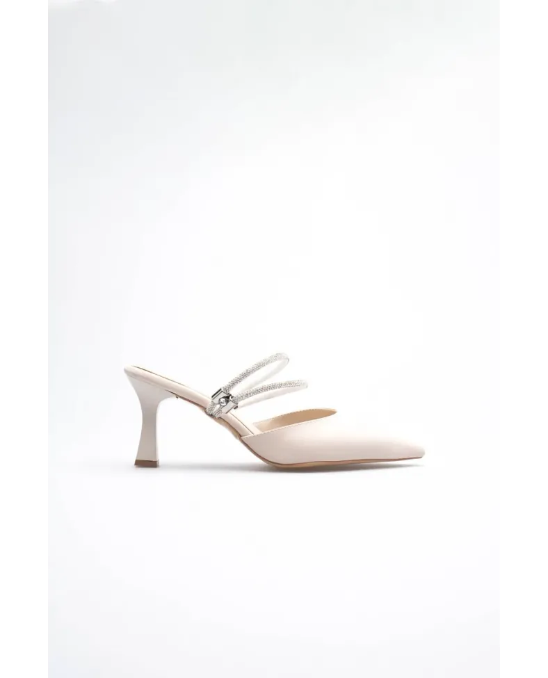 Kadın Taşlı Bej Saten Topuklu Ayakkabı TR12MS04B