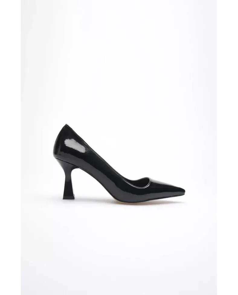 Siyah Rugan Topuklu Kadın Stiletto TR20MS02E