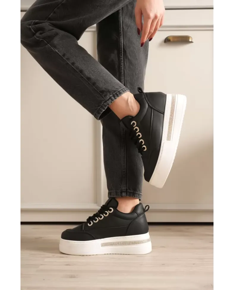 Siyah Kadın Gizli Topuklu Sneaker TR04MS01A