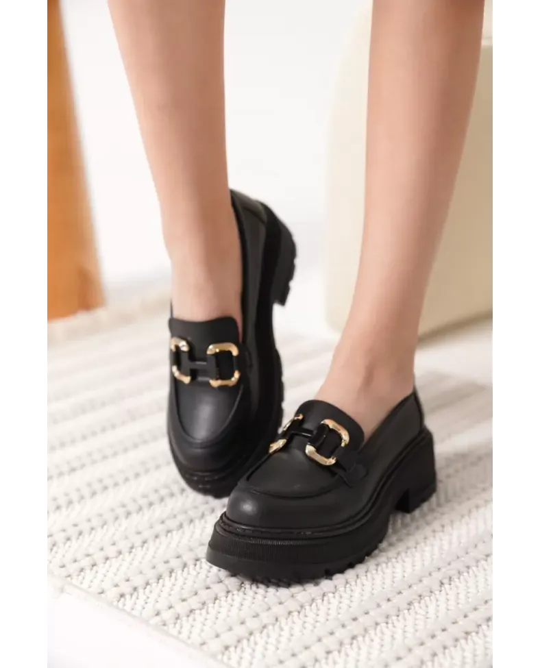 Kadın Siyah Cilt 6cm Topuklu Loafer TR17MS01C