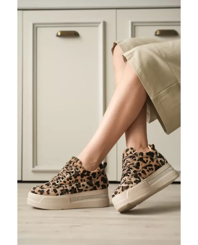 Kadın 8cm Boy Uzatan Gizli Topuklu Leopar Spor Ayakkabı TR04MS01E