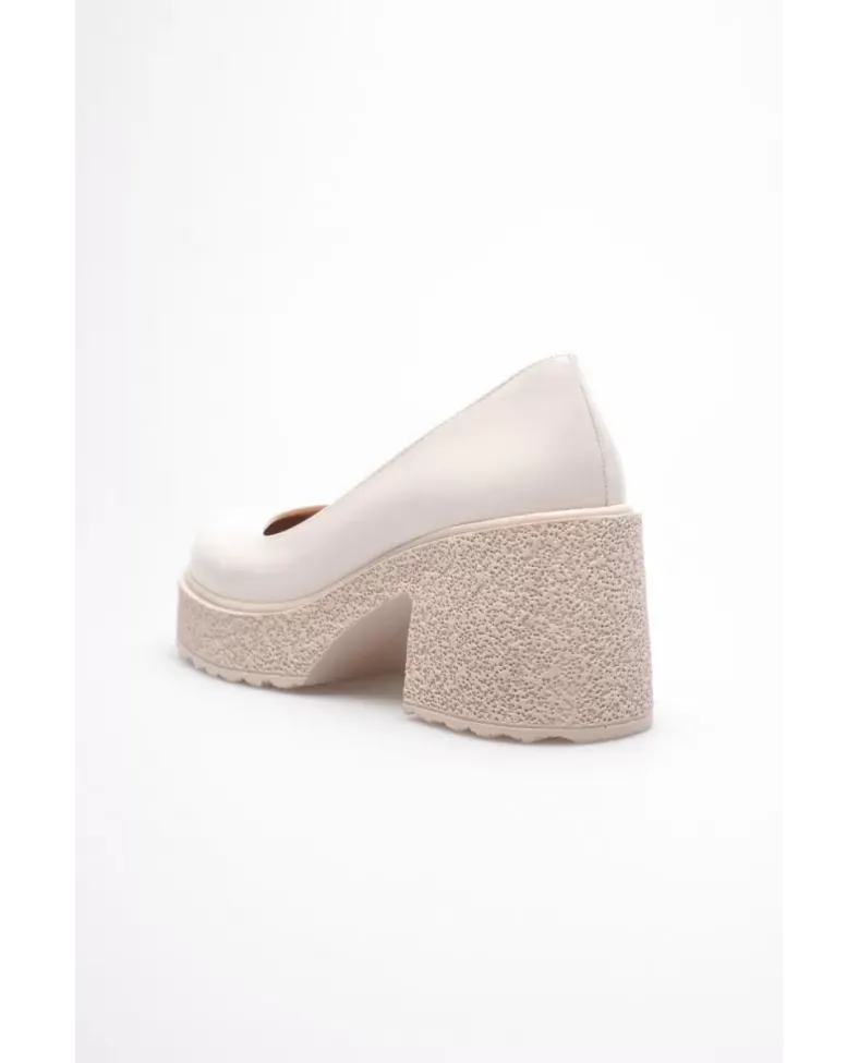 Kadın Bej Rugan Günlük Ayakkabı TR06MS04B