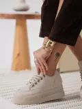 Kadın 8cm Boy Uzatan Gizli Topuklu Bej Spor Ayakkabı TR04MS01C