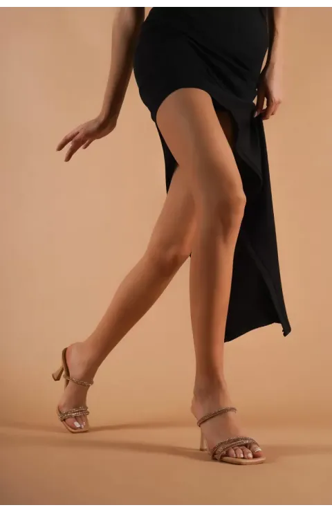 Nude Taşlı İnce Bantlı Kadın Topuklu Terlik BY20MY01D