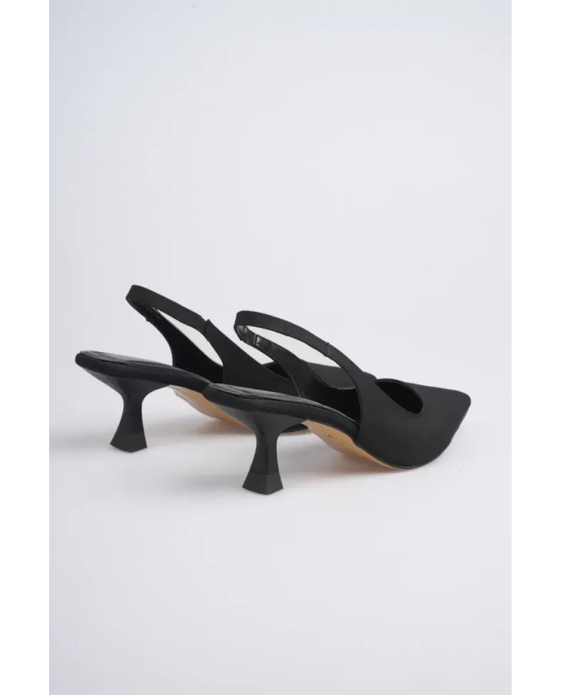 Kadın Siyah Saten Topuklu Ayakkabı TR08MS08A