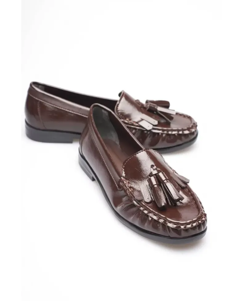 Acı Kahve Rugan Püsküllü Kadın Loafer Ayakkabı TR88MS01B