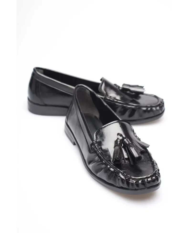 Siyah Rugan Püsküllü Kadın Loafer Ayakkabı TR88MS01A