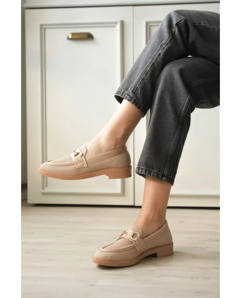 Bej Kadın Metal Tokalı Günlük Ayakkabı TR30MS02B