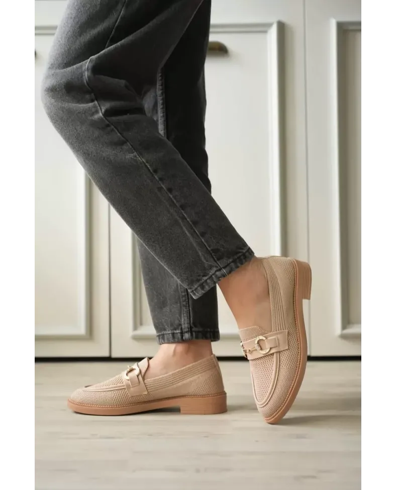 Bej Kadın Metal Tokalı Günlük Ayakkabı TR30MS02B