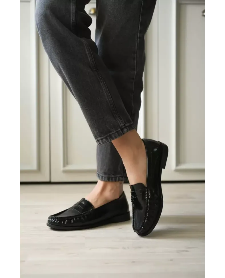 Siyah Parlak Deri Görünümlü Penny Loafer TR88MS02A