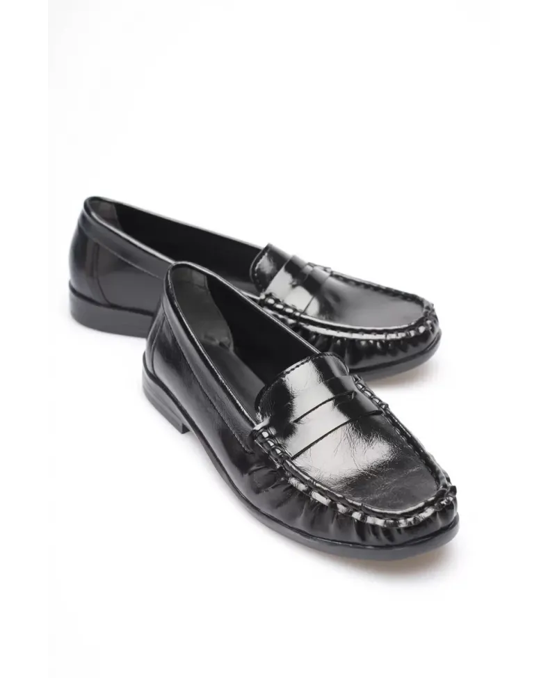 Siyah Parlak Deri Görünümlü Penny Loafer TR88MS02A