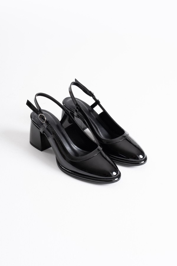 Siyah Rugan Kadın Topuklu Ayakkabı TR18MS17A