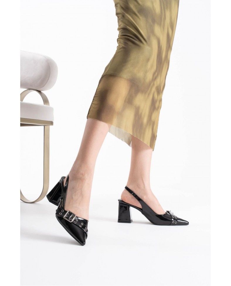 Siyah Rugan Kadın Topuklu Ayakkabı TR08MS07A