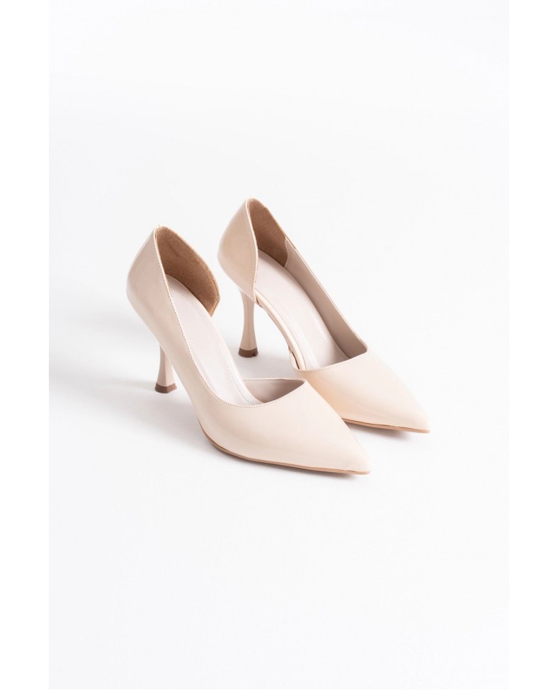 Kadın Bej Rugan Topuklu Ayakkabı TR08MS45H