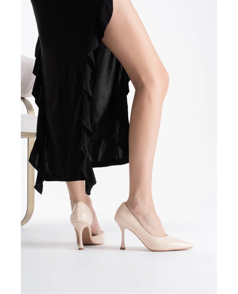 Kadın Bej Rugan Topuklu Ayakkabı TR08MS45H