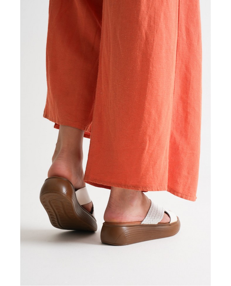 Beyaz Hakiki Deri Terlik TR31MY53M