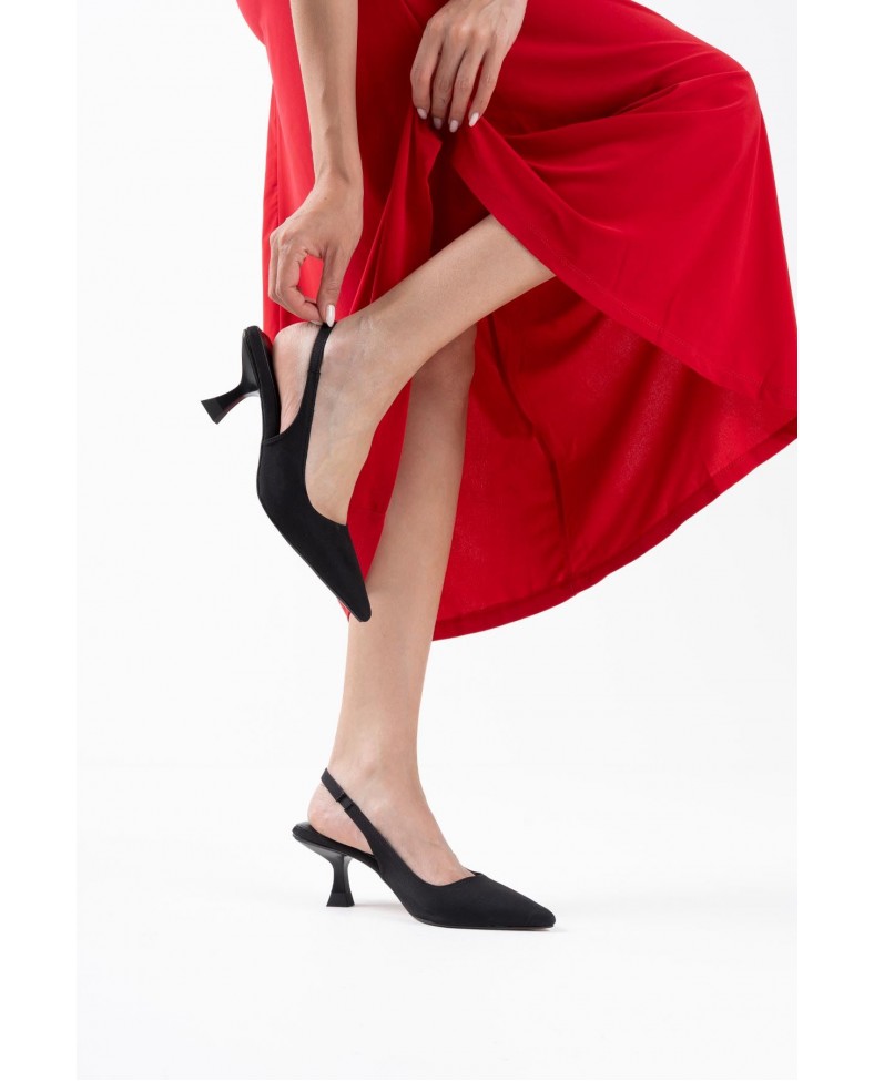 Kadın Siyah Saten Topuklu Ayakkabı TR08MS08A